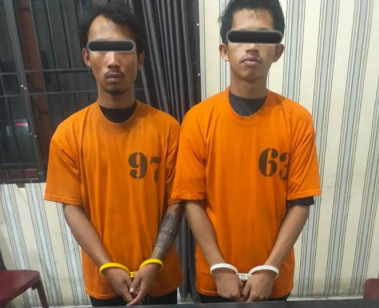 Dua Pria Dibekuk Polsek Berastagi Di Bioskop Ria Karena Diduga Memiliki 13 Paket Sabu