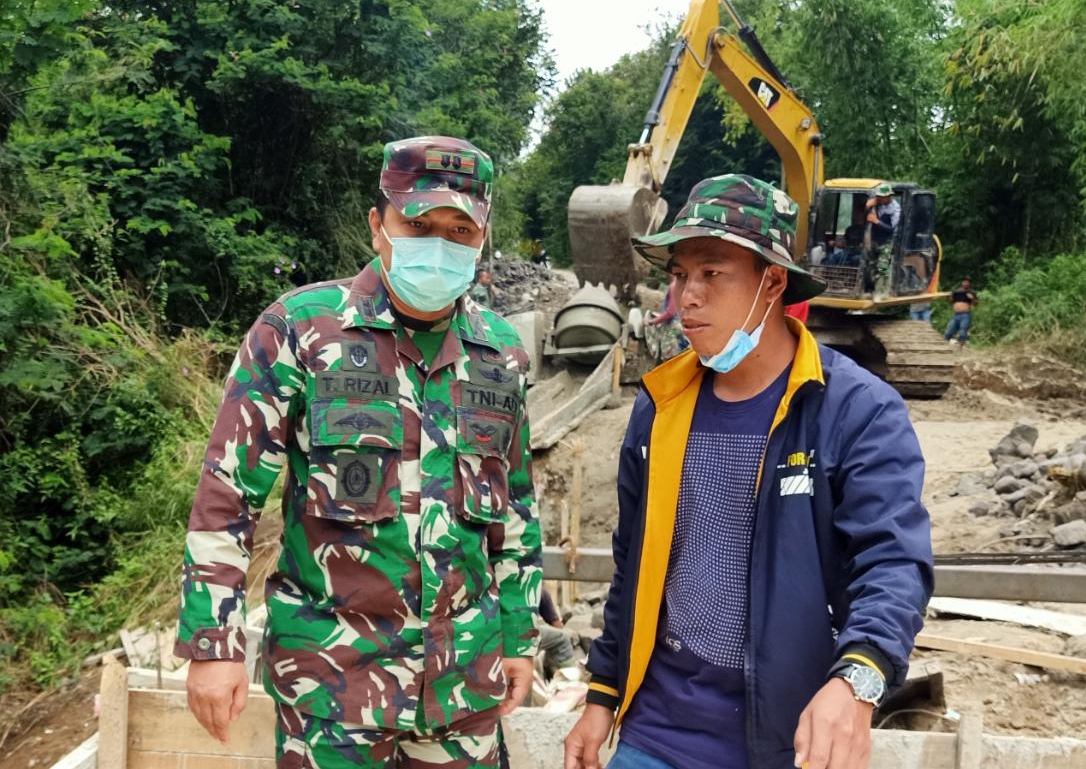 Warga Ucap Terima Kasih Dibangun Jembatan di Kacaribu, Dandim 0205/TK: Kepedulian TNI Kepada Rakyat