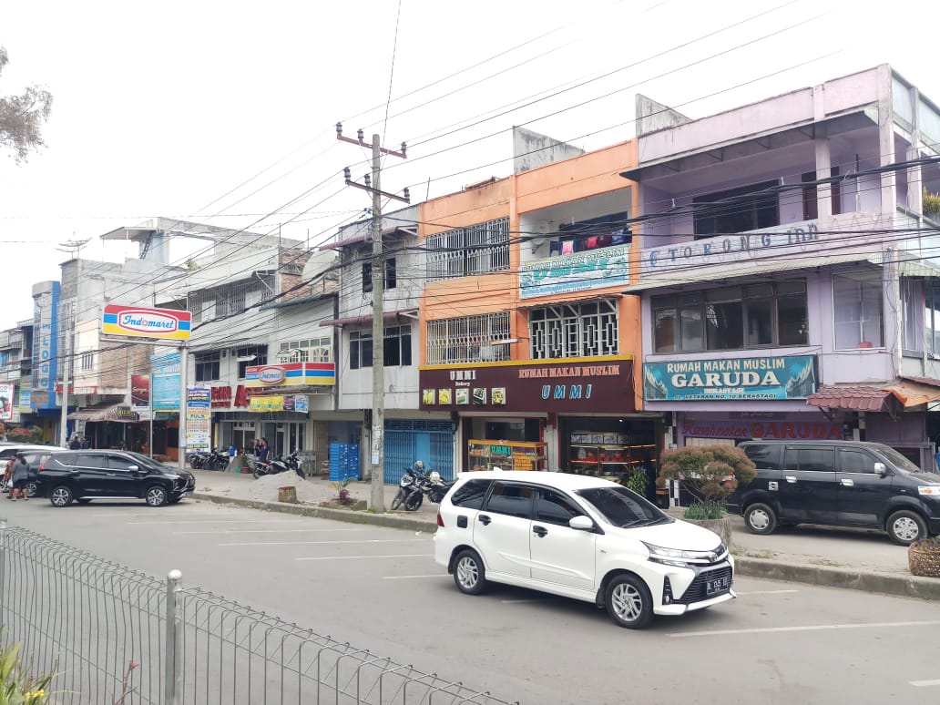 14 Hari Jelang HUT RI ke 75, Masih Sepi Bendera Merah Putih Berkibar di Jalan Vetran Berastagi