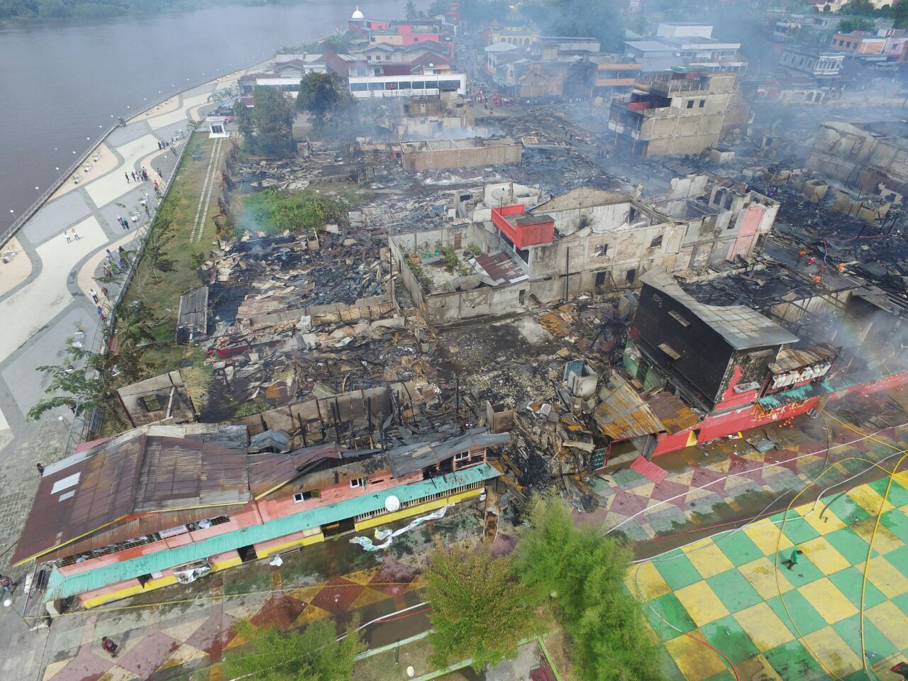 Pasar Lama Siak Kebakaran, Drs. H. Syamsuar, MSi Turut Prihatin