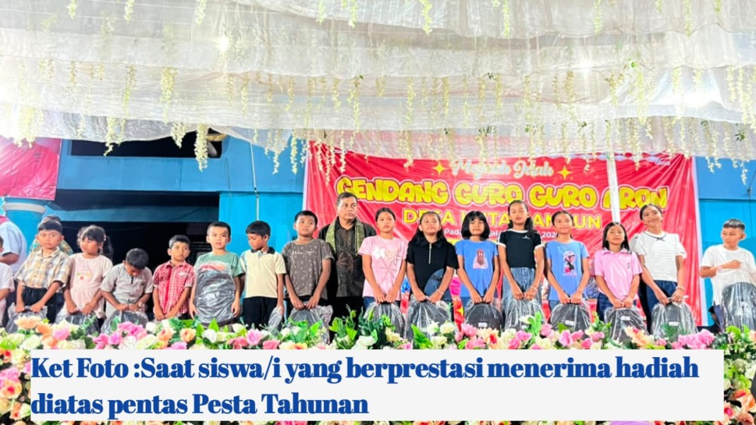Peduli Pendidikan, Warga Desa Kuta Bangun Berikan Beasiswa dan Penghargaan Kepada Anak Sekolah Saat Kerja Tahun