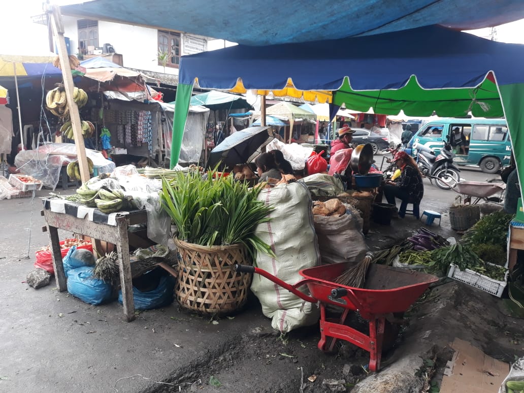 Pedagang Korban Kebakaran Pasar Berastagi Berharap TPS Dibangun Sebelum Tahun Baru