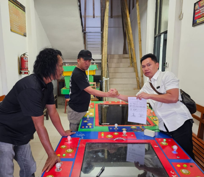 Lagi, Dua Mesin Ketangkasan Berhasil Diamankan Unit Intel Kodim 0205/TK Dan Kembali Diserahkan ke Satreskrim Polres Tanah Karo