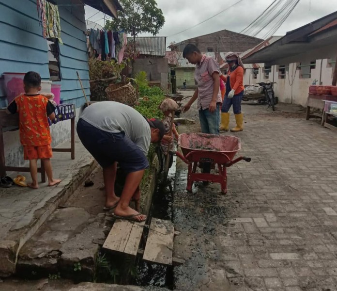 Kepala Desa Rumah Berastagi, Pebri Purba Ajak Warga Desa Hidupkan Kembali Semangat Gotong-Royong