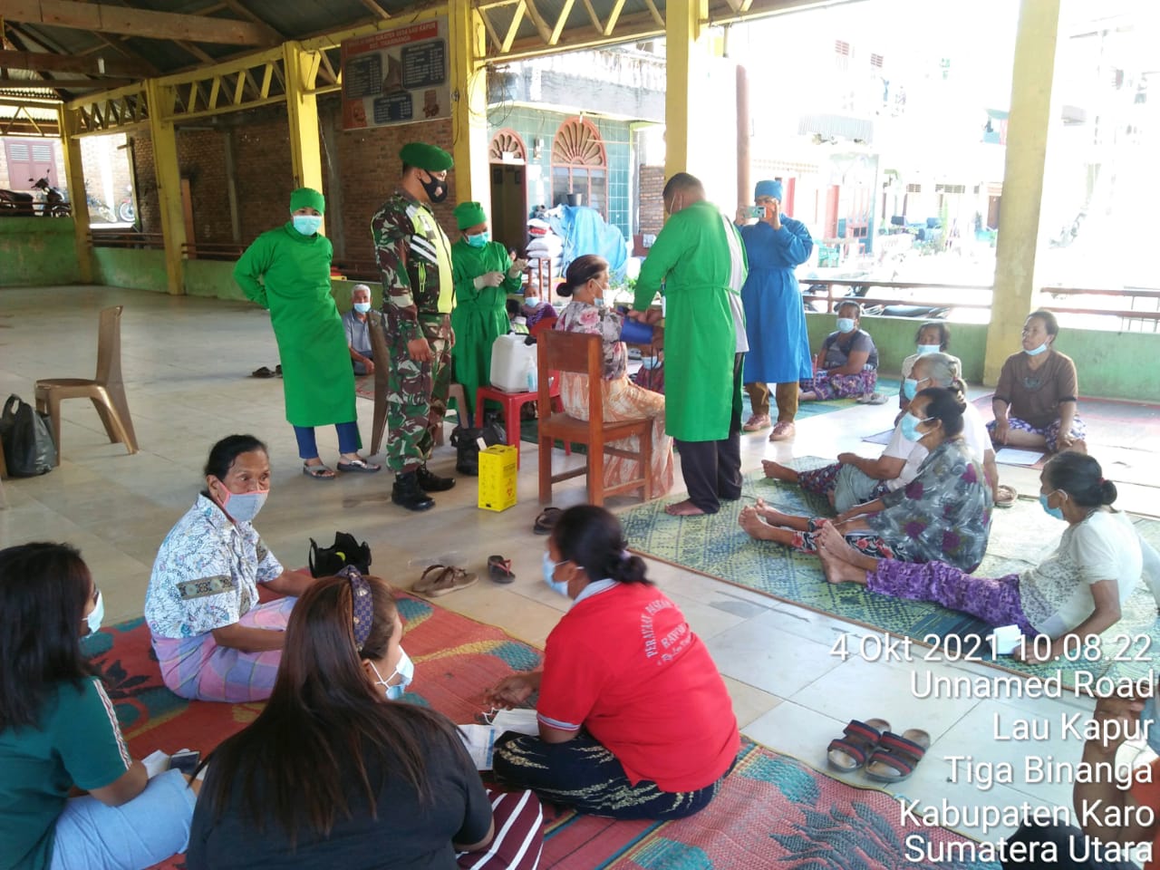Babinsa Koramil 08/TB Pantau Kegiatan Vaksinasi Di Wilayah Kecamatan Tigabinanga 