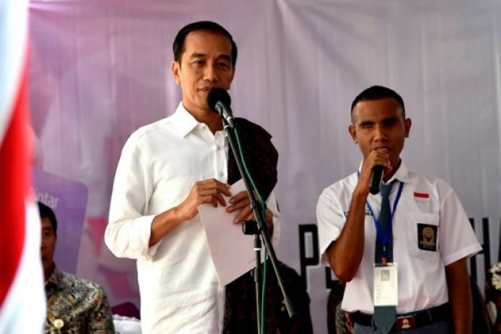 Bukan Hanya Jawa, Presiden Jokowi Janji Pembangunan Merata Seluruh Tanah Air