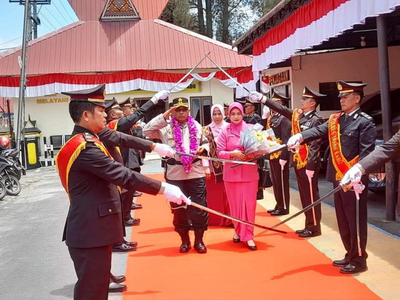 Tongkat Komando Kapolres Tanah Karo Dipegang AKBP Eko Yulianto, AKBP Wahyudi Rahman Digeser ke Poldasu