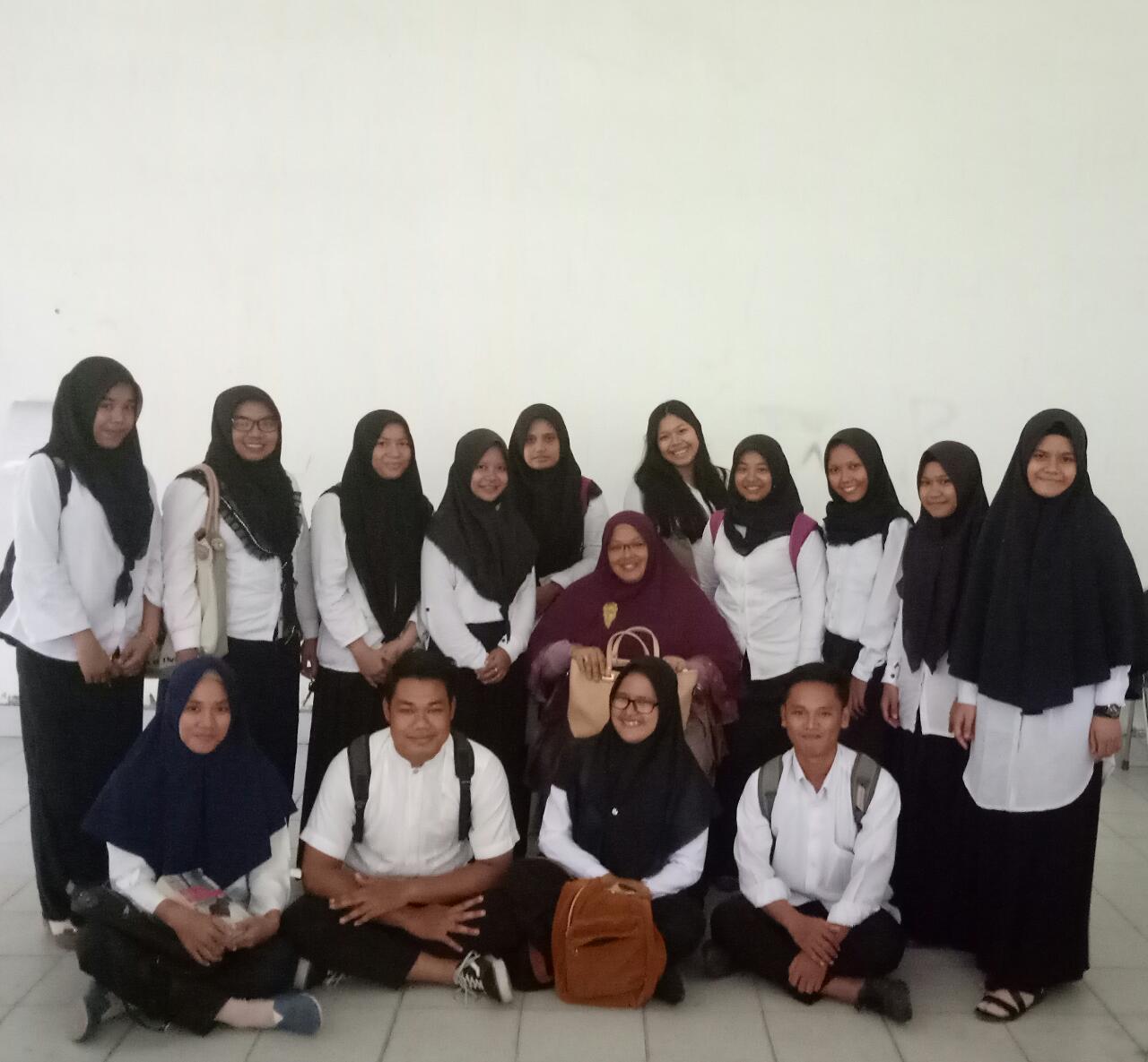 Riset Mahasiswa Semester 6 FISIPOL UR di Batu Sasak (Kampar) Harus Jadi 'Motivator'