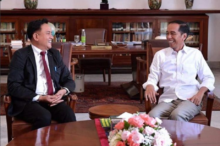 Curhat Jokowi Pada Yusril, Salah Satunya soal Isu PKI