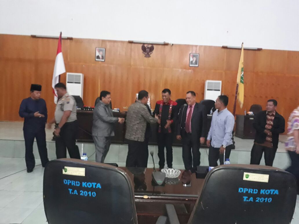 Panja LKPJ AMJ Nilai Kepemimpinan Walikota Padangsidimpuan 2013 - 2017 Gagal