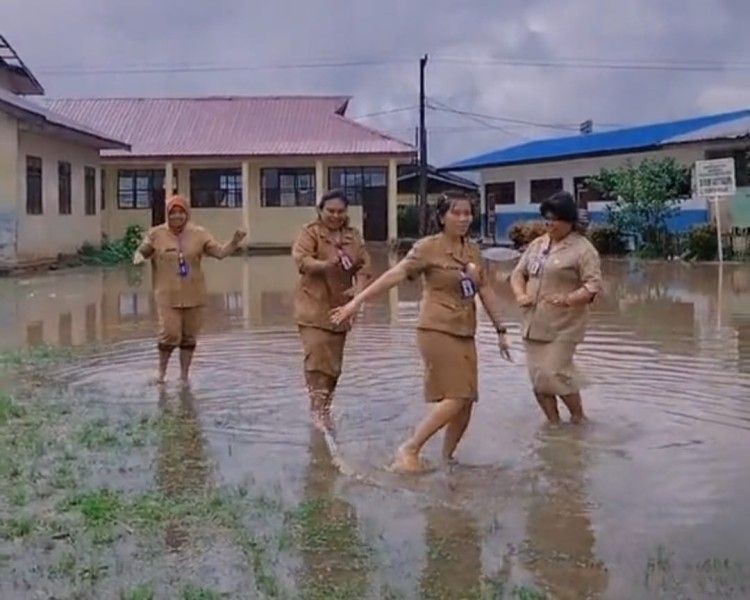 Kepsek SDN 040517 Tigajumpa Dinonaktifkan Karena Melanggar Peraturan Pemerintah Tentang Displin ASN No 94 Tahun 2021