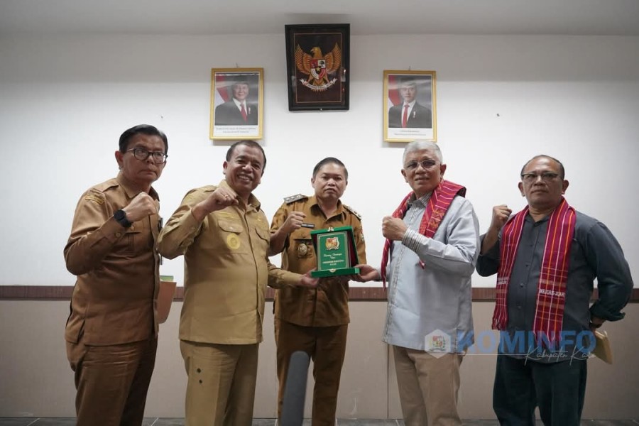 Bupati Karo Terima Kunjungan Ketua Umum Karo Foundation, Mayjen TNI (Purn) Musa Bangun