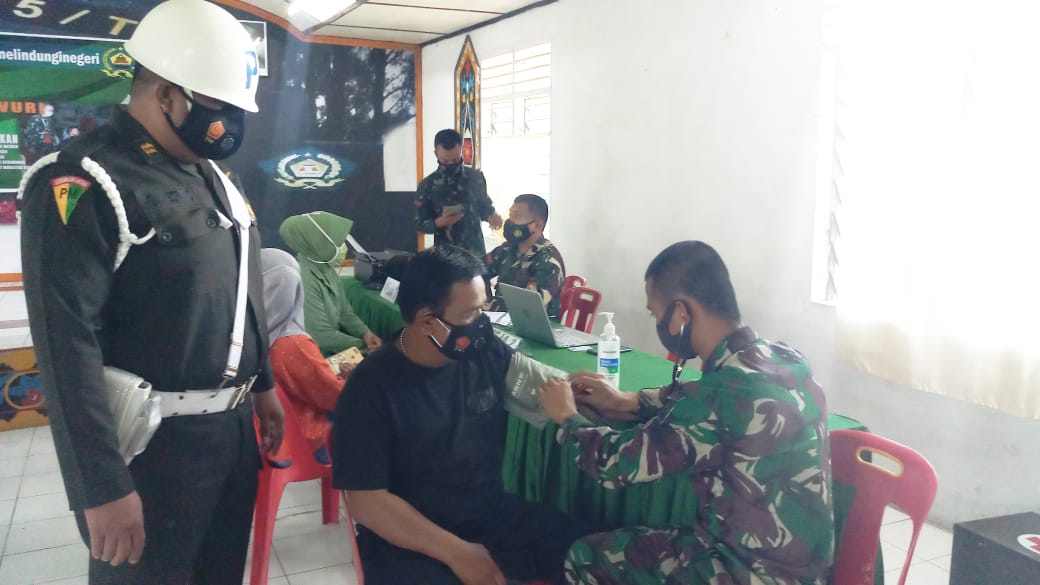 Keluarga Besar Kodim 0205/TK Gelar Vaksin Covid 19 Bersama Keluarga Besar TNI