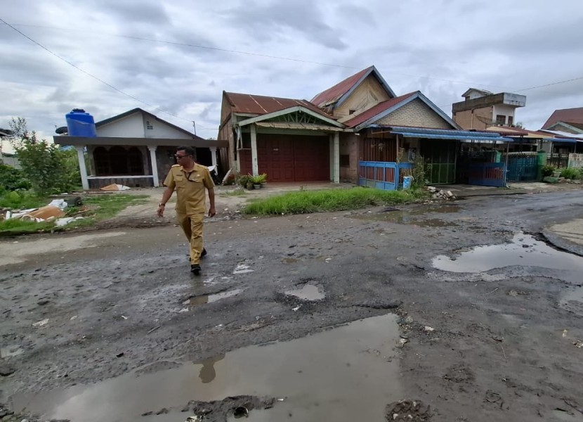 Kerusakan Jalan Udara Ujung Segera Di Benahi, Kadis PUTR, Edu Sinulingga: Kemungkinan Besar Lusa Akan di Siertu