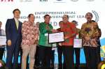 Wali Kota Pekanbaru, Dr. H. Firdaus, ST, MT kembali Dinobatkan sebagai Wali Kota Entreprenuer