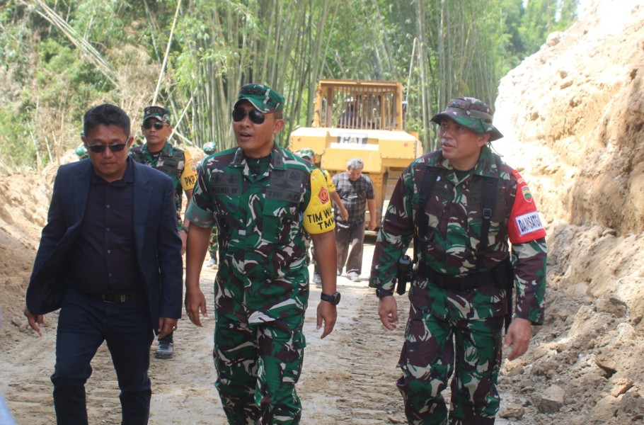 TMMD Ke-125 TA 2025 Kodim 0205/TK Wujud Nyata Dukungan Pembangunan Daerah dan Mitigasi Tanah Longsor TMMD Ke-125 TA 2025 Kodim 0205/TK Wujud Nyata Dukungan Pembangunan Daerah dan Mitigasi Tanah Longsor