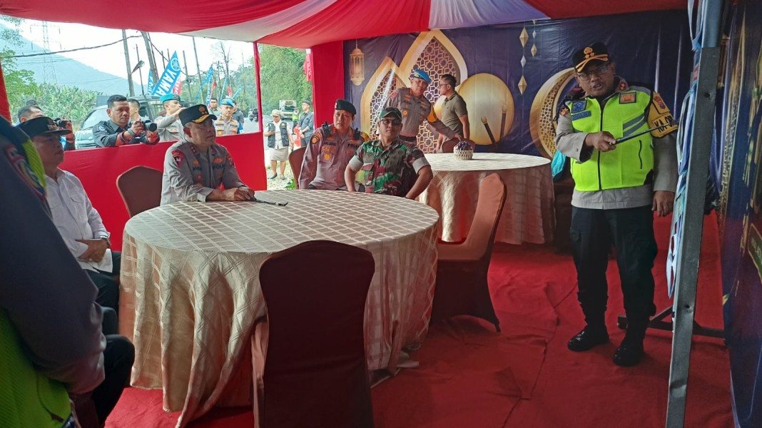 Kapolda Sumut Irjen Pol Wisnu Hermawan, Bupati Karo, Dandim 0205/TK Dan Kapolres Tanah Karo AKBP Eko Yulianto Cek Kesiapan Personil dan Pos Pengamanan Lebaran