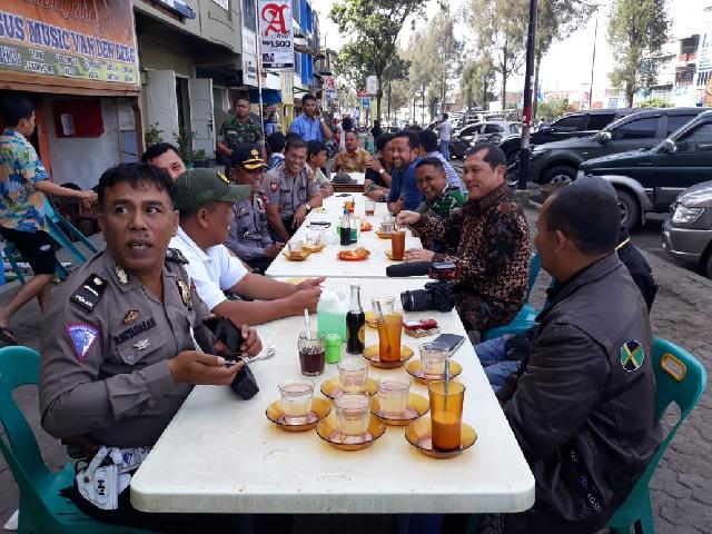 Ini yang Dibahas Bupati Karo Saat Coffee Morning  bersama TNI, Polri, Forkopimda, dan Media